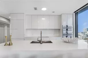 700 NE 24th St, Miami, FL 33137 - Photo 5