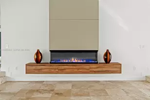 9901 NW 130th St, Hialeah Gardens, FL 33018 - Photo 25