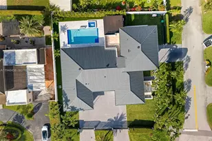 9901 NW 130th St, Hialeah Gardens, FL 33018 - Photo 5