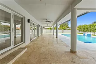 9901 NW 130th St, Hialeah Gardens, FL 33018 - Photo 21