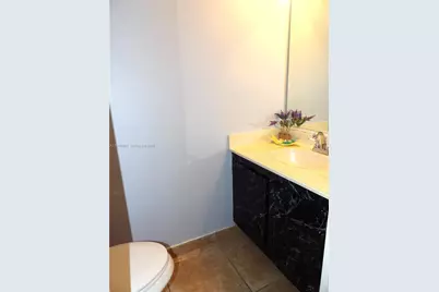 555 NE 15th St #14E, Miami, FL 33132 - Photo 9