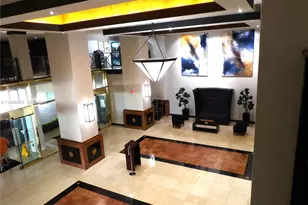 555 NE 15th St, Miami, FL 33132 - Photo 11