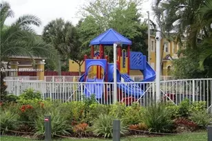 60 SE 6th Rd, Homestead, FL 33030 - Photo 15