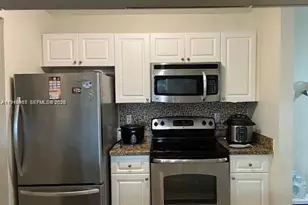 10520 SW 158th Ct, Miami, FL 33196 - Photo 3