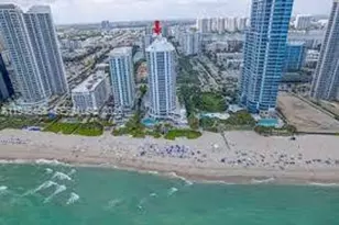 210 174th St, Sunny Isles Beach, FL 33160 - Photo 35