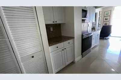 210 174th St #1909, Sunny Isles Beach, FL 33160 - Photo 9