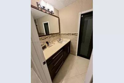 [Address not provided], Miami Lakes, FL 33016 - Photo 17