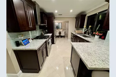 [Address not provided], Miami Lakes, FL 33016 - Photo 11