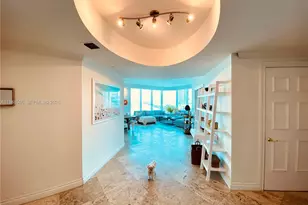 300 South Pointe Dr, Miami Beach, FL 33139 - Photo 9