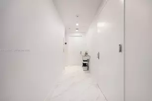 3131 NE 7th Ave, Miami, FL 33137 - Photo 3