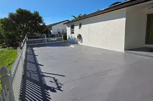 25921 SW 130th Ave, Homestead, FL 33032 - Photo 17