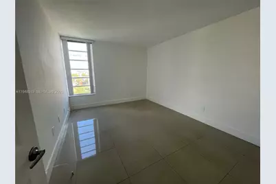 8840 Fontainebleau Blvd #503, Miami, FL 33172 - Photo 5