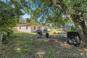545 NW 142nd St, North Miami, FL 33168 - Photo 21