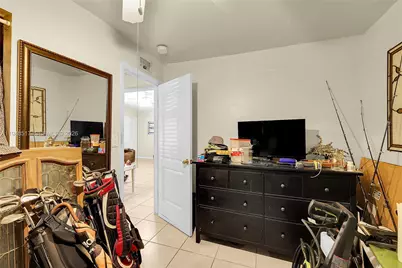 545 NW 142nd St, North Miami, FL 33168 - Photo 11