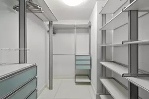 1040 Biscayne Blvd, Miami, FL 33132 - Photo 25