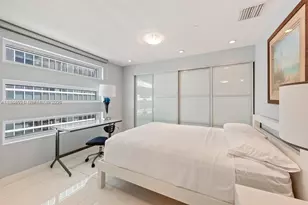 1040 Biscayne Blvd, Miami, FL 33132 - Photo 11