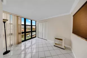 2017 S Ocean Dr, Hallandale Beach, FL 33009 - Photo 9