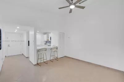 927 NE 199th St #202, Miami, FL 33179 - Photo 17