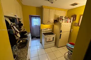 140 NE 193rd Terrace, Miami, FL 33179 - Photo 5
