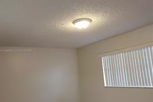 7925 S Colony Cir S, Tamarac, FL 33321 - Photo 9