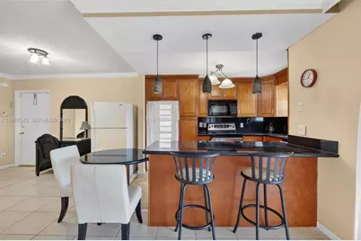 2731 NE 14th St Cswy #919, Pompano Beach, FL 33062 - Photo 9