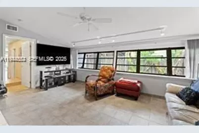 21321 NE 25th Ct, Miami, FL 33180 - Photo 15