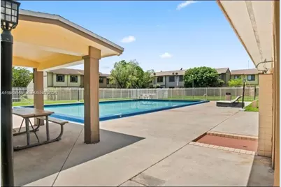 453 NE 210th Ter, Miami, FL 33179 - Photo 3