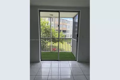 1700 NE 191st St #202, Miami, FL 33179 - Photo 11