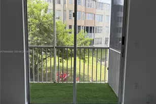 1700 NE 191st St, Miami, FL 33179 - Photo 11