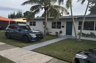 9890 Santos Dr, Cutler Bay, FL 33189 - Photo 3