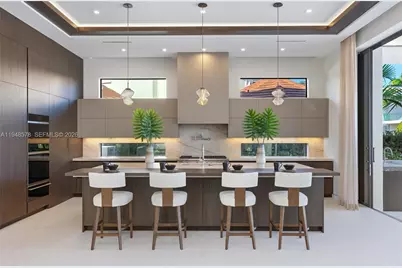 51 Isla Bahia Dr, Fort Lauderdale, FL 33316 - Photo 11