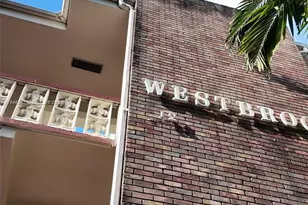 412 S Luna Ct, Hollywood, FL 33021 - Photo 1