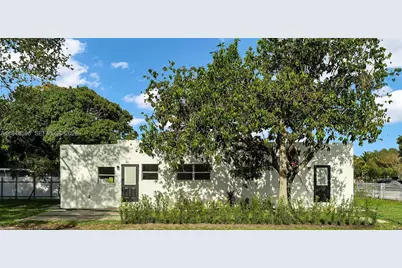 1046 Jann Ave, Opa-Locka, FL 33054 - Photo 1