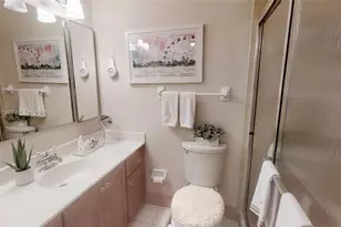 1527 Edgewater Cir, Fort Myers, FL 33919 - Photo 15