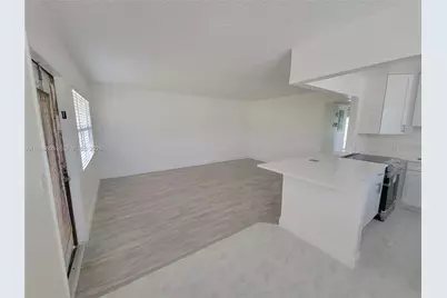 196 E Mansfield  E #196, Boca Raton, FL 33434 - Photo 17