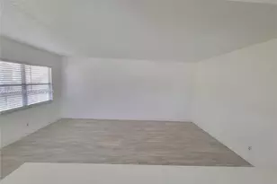 196 E Mansfield E, Boca Raton, FL 33434 - Photo 25