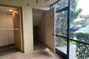 321 Lakeview Dr, Weston, FL 33326 - Photo 3