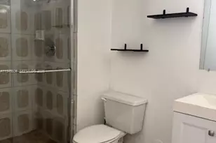 321 Lakeview Dr, Weston, FL 33326 - Photo 17