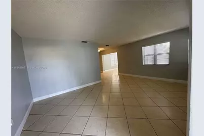 7860 SW 16th St, Miami, FL 33155 - Photo 5