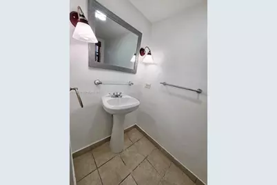 441 NE 195th St #105, Miami, FL 33179 - Photo 9