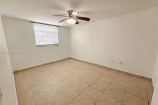 441 NE 195th St, Miami, FL 33179 - Photo 13
