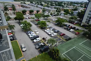 4550 NW 9th St, Miami, FL 33126 - Photo 21