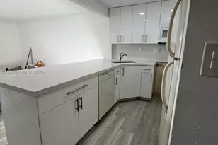 4550 NW 9th St, Miami, FL 33126 - Photo 5