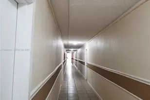 4550 NW 9th St, Miami, FL 33126 - Photo 27