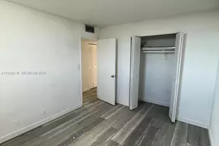 4550 NW 9th St, Miami, FL 33126 - Photo 15