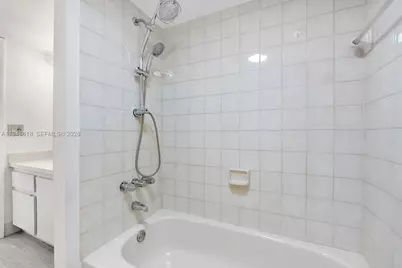 995 SW 84th Ave #223, Miami, FL 33144 - Photo 15