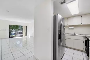 995 SW 84th Ave, Miami, FL 33144 - Photo 7