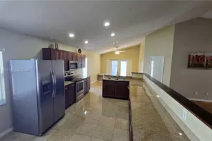 180 Laurel Ridge Pass, Davenport, FL 33897 - Photo 11