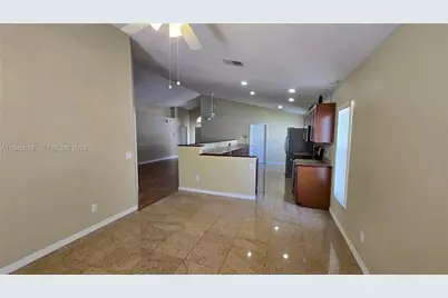 180 Laurel Ridge Pass, Davenport, FL 33897 - Photo 3