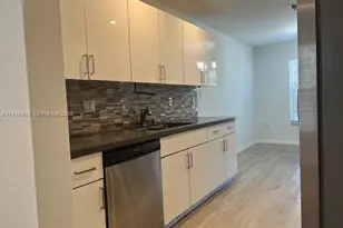 2130 NW 171st Terrace, Pembroke Pines, FL 33028 - Photo 9